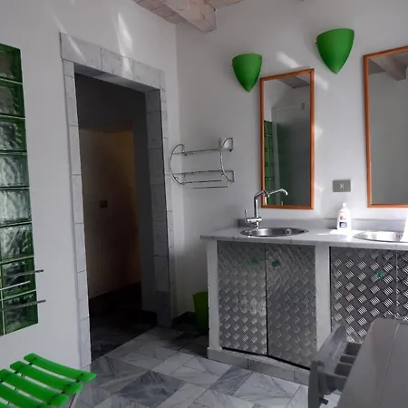 Gemuetliches Ferienhaus In Vicchieda Mit Garten Und Terrasse